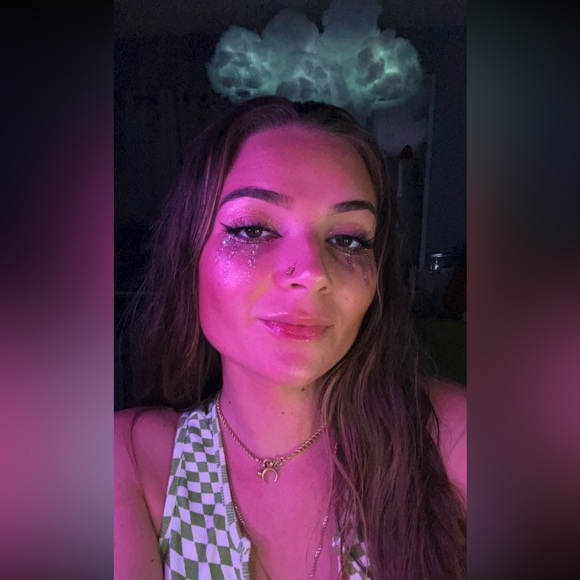 Meet Roxanna, your stylish Companion! - Picture 9 of 10